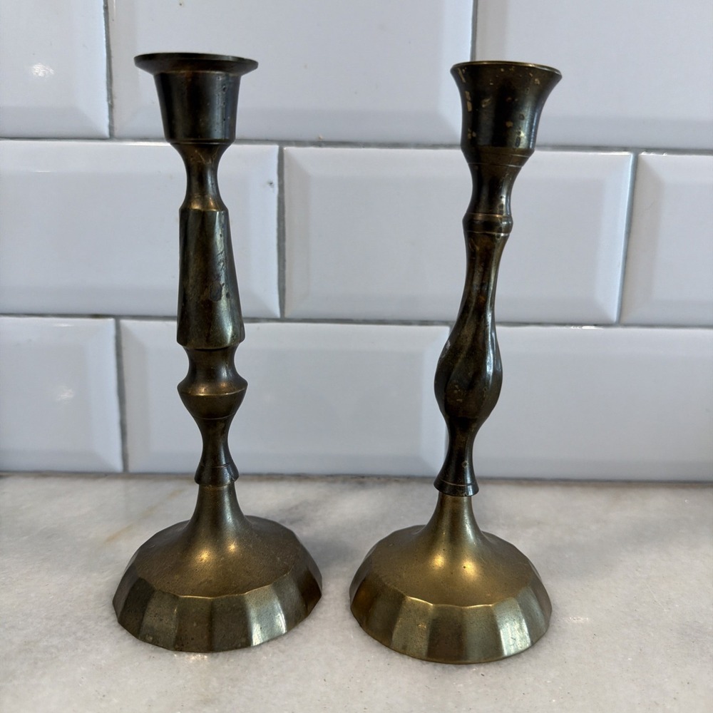 Set Of 2 Vintage Hand Made India Solid Brass Candlesticks Holders 7in GW002